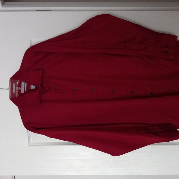 Van Heusen Lux Sateen Style Fitted Shirt (Size: 17" neck; 32-33 waist; Large) - Picture 1 of 11